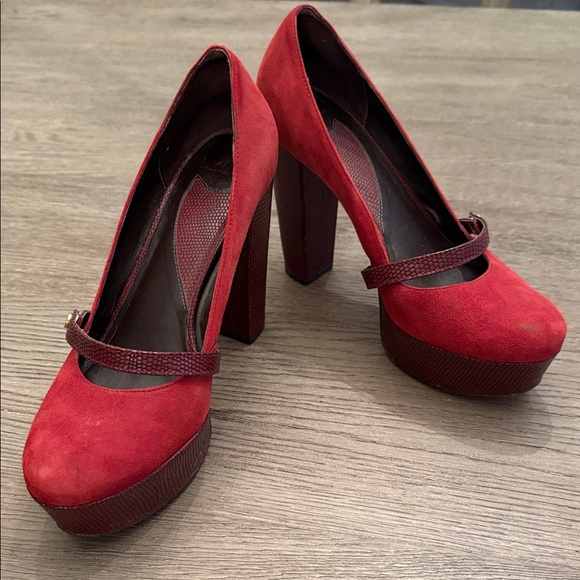 Diane Von Furstenberg Suede and Leather Embossed Mary Jane Heels Shoes size 8 - Picture 1 of 7